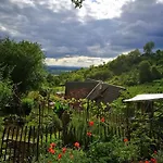 Direkt Am Wald Mit Panoramablick Bis Zur Pfalz شقة *