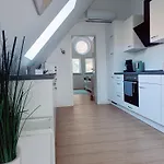 شقة Direkt Am Wald Mit Panoramablick Bis Zur Pfalz *