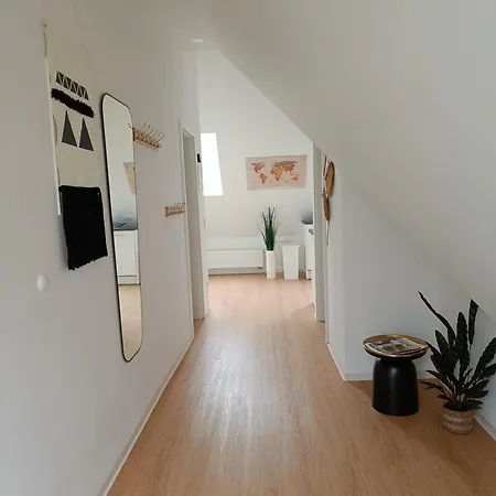 Direkt Am Wald Mit Panoramablick Bis Zur Pfalz Lägenhet *