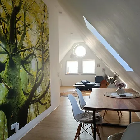 Direkt Am Wald Mit Panoramablick Bis Zur Pfalz 아파트 *