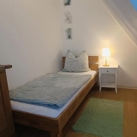 Direkt Am Wald Mit Panoramablick Bis Zur Pfalz *