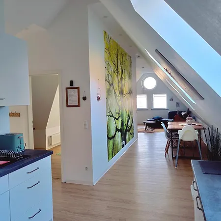 Direkt Am Wald Mit Panoramablick Bis Zur Pfalz Lägenhet